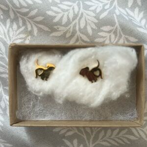 NWT Dachshund Heart Gold Studs
